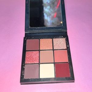 Huda Beauty Mauve Obsessions Palette
